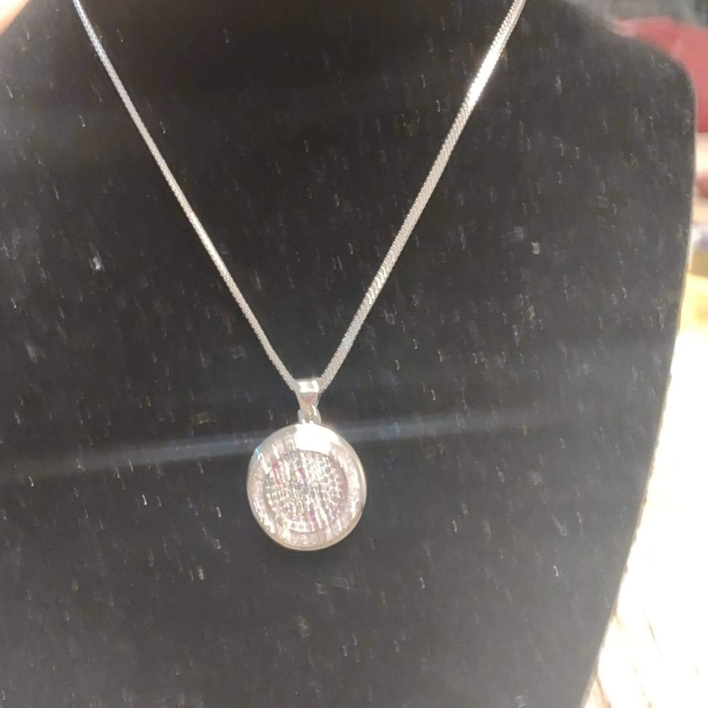 Jewelry - Picture 3 of 3